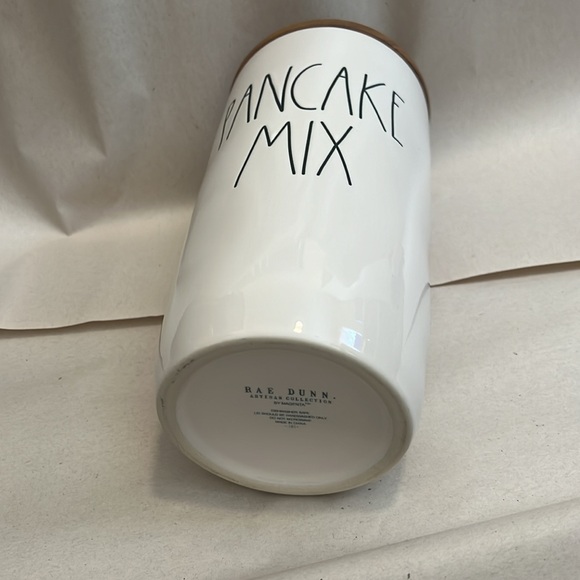 Rae dunn pancake mix cellar/canister with wooden lid - Picture 2 of 3